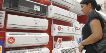 Por la ola de calor, boom de ventas “histórico” de aires acondicionados