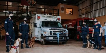 Los Bomberos Voluntarios de Oberá incorporaron una nueva ambulancia de alta complejidad