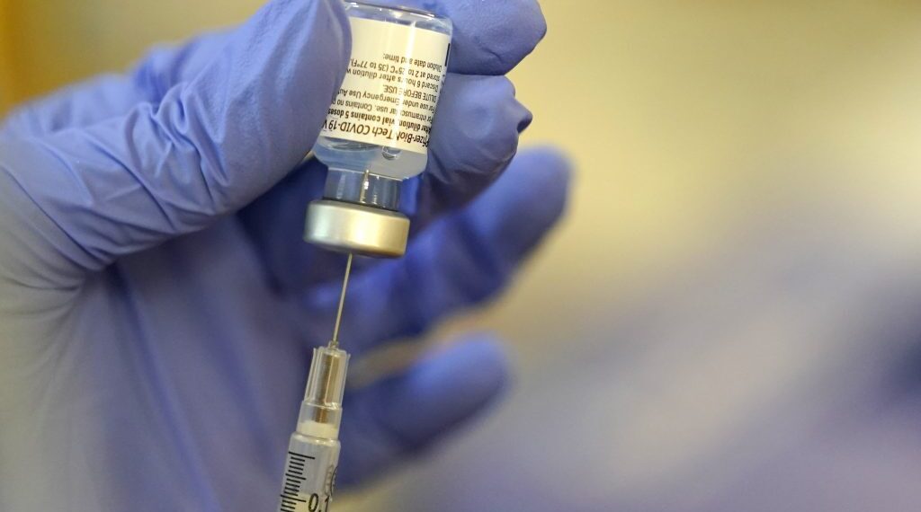 El Gobierno distribuirá más de cinco millones de vacunas contra coronavirus
