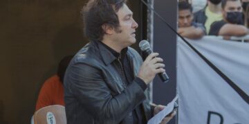 Javier Milei sorteó su sueldo entre más de 1 millón de inscriptos: ¿Quién fue el ganador?