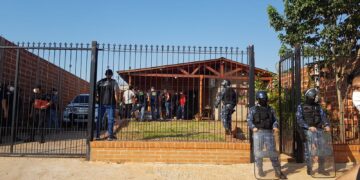 Hay dos detenidos y armas secuestradas en la investigación de un tiroteo que dejó un herido en Posadas