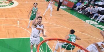 Gran partido de Campazzo en Denver ante Boston en la NBA