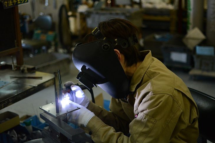 La industria repuntó casi 16% en 2021 y registró mejor diciembre en 5 años