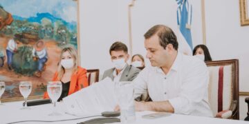 Herrera Ahuad firmó con el CFI un convenio para ampliar la red de espacios maker en toda Misiones