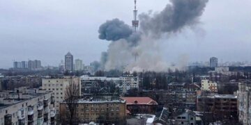 Rusia redobla sus ataques contra la capital de Ucrania