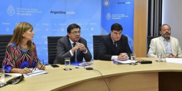 Acordaron un nuevo salario mínimo de $47.850