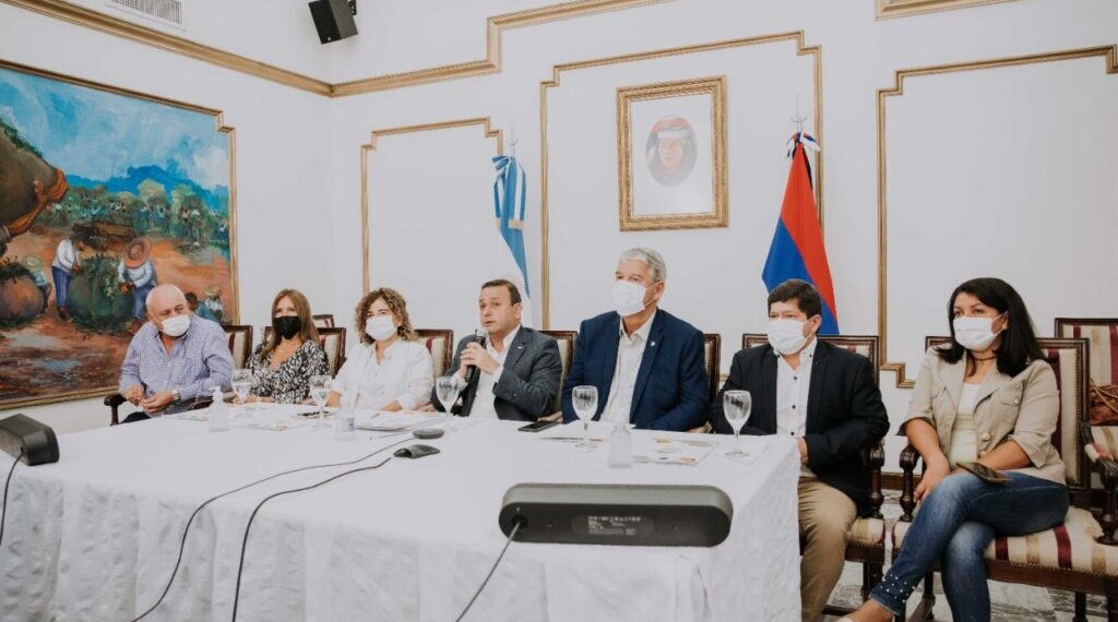 Lanzaron la Escuela de Formación de la Agricultura Familiar para Agentes Municipales
