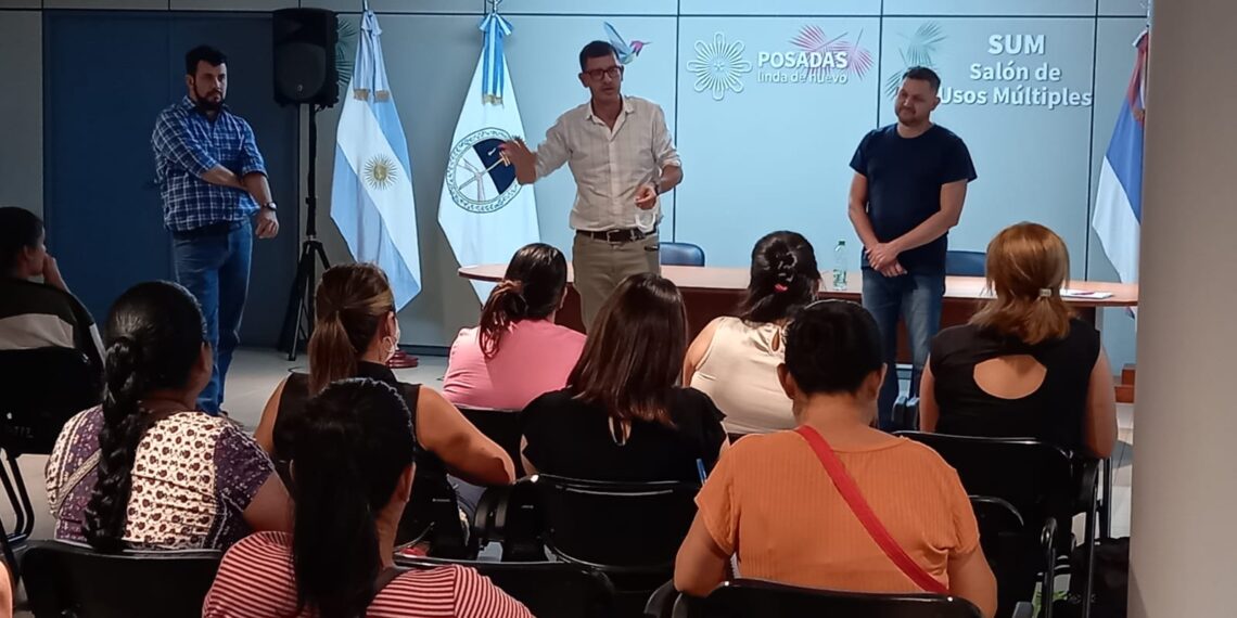 Capacitaron a responsables de los talleres Manos Productivas