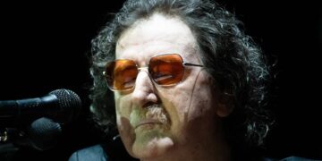 Internaron a Charly García por quemaduras en una pierna