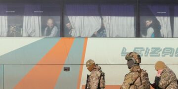 Iniciaron los intercambios de prisioneros entre Rusia y Ucrania