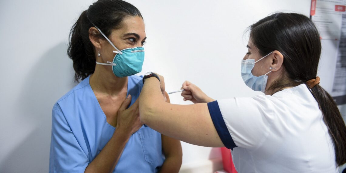 Inicia la campaña de la antigripal: quiénes deben vacunarse
