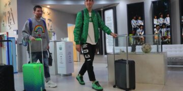Rumbo a Qatar 2022: Messi llegó al país y se sumó al seleccionado para la última doble fecha