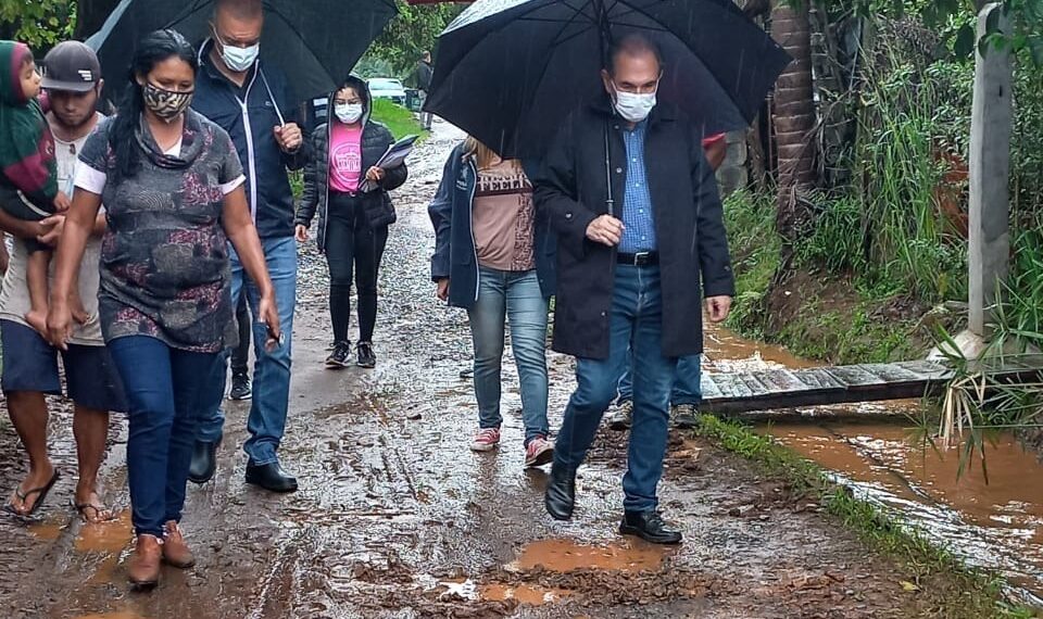 Stelatto y Arce acompañaron a las familias afectadas por el temporal