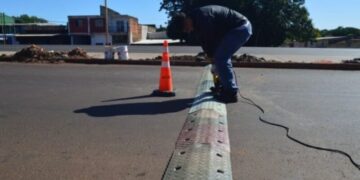 Seguridad vial: instalan reductor de velocidad en la avenida Quaranta