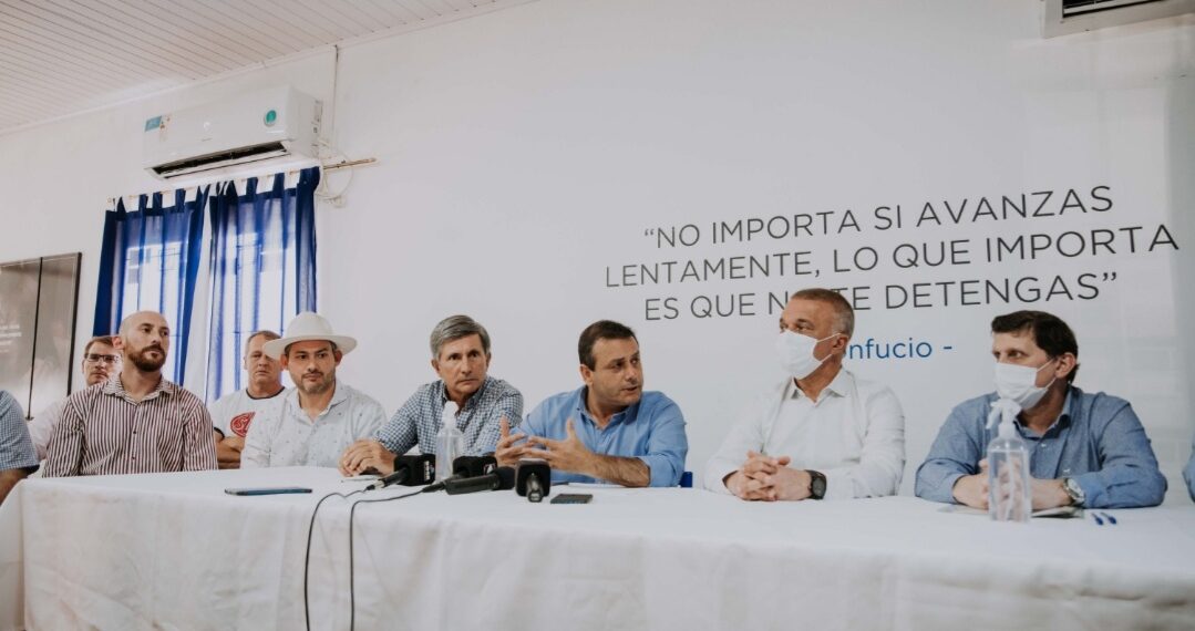 El Gobernador anunció la cobertura sanitaria integral para productores yerbateros de Misiones