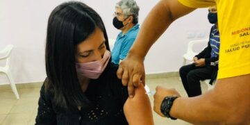 Comienza la aplicación del segundo refuerzo de la vacuna contra el Covid-19 en Misiones