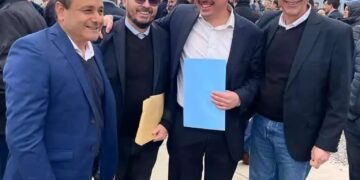 Funcionarios misioneros entregaron a Fernández el proyecto de ley que busca la llegada del gasoducto a la provincia