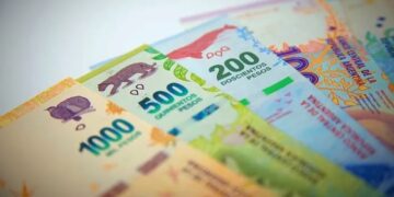 Proponen eliminar el peso y reemplazarlo por una moneda digital