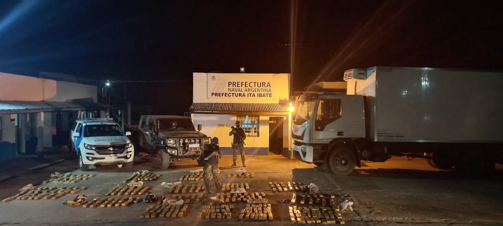 Secuestran más de 300 kilos de marihuana y hay un detenido