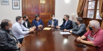 Nación y Provincia trabajarán en conjunto para fortalecer la seguridad en los transportes de carga y pasajeros
