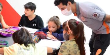 Inauguraron aula para clases disruptivas de apoyo escolar