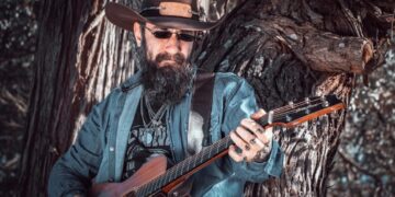 El cantante de Pastillas del Abuelo se presentará el próximo domingo 8 de mayo en UMMA