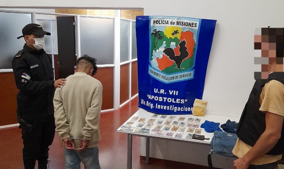 Detuvieron a un joven de 23 años y recuperaron una suma de dinero que habría robado de una agencia de quinielas en Apóstoles