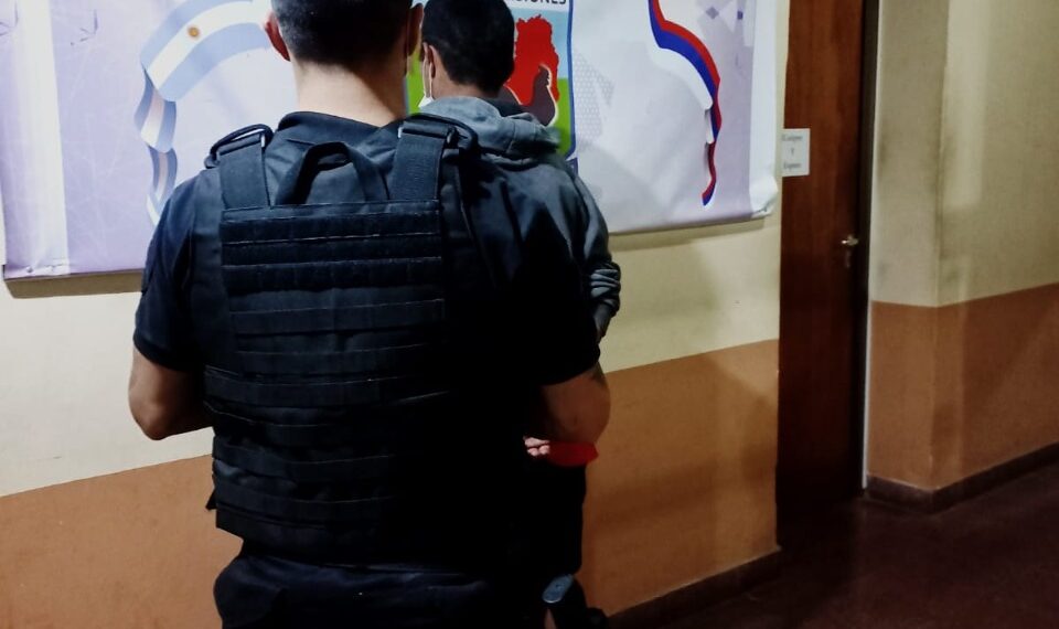Posadas: mediante las cámaras del 911 detuvieron a un hombre que habría robado una notebook