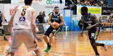 Liga Nacional de Básquetbol: OTC venció a Hispano y festejó en casa