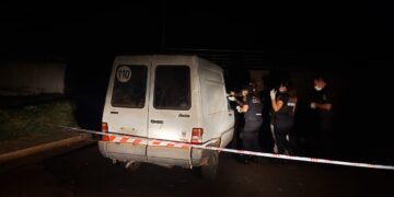 Persecución en Posadas: detuvieron a un hombre, secuestraron un utilitario y dos revólveres que habría utilizado para un robo