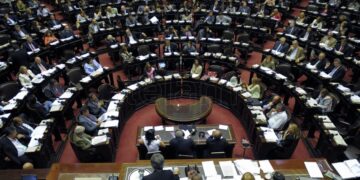Funcionarios, sindicalistas y empresarios expondrán sobre la ley de Compre Argentino