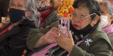 Promueven la educación financiera para adultos mayores