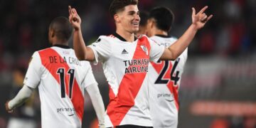 River despedazó a Alianza Lima en una mágica noche de Julián Álvarez, que marcó 6 goles