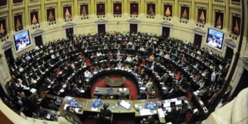 El FdT presenta un proyecto para establecer un salario básico universal