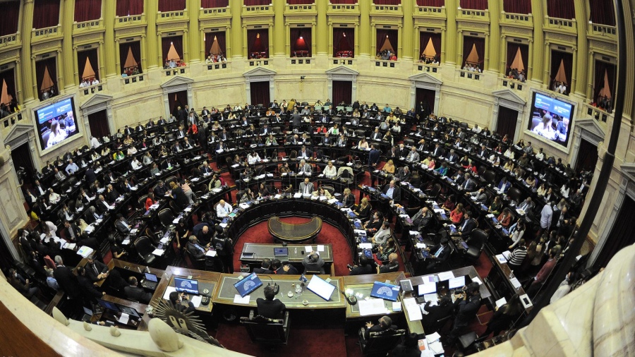 El FdT presenta un proyecto para establecer un salario básico universal