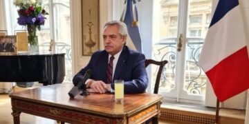Alberto Fernández en Francia: “Yo no tengo una disputa con Cristina, tengo diferencias”