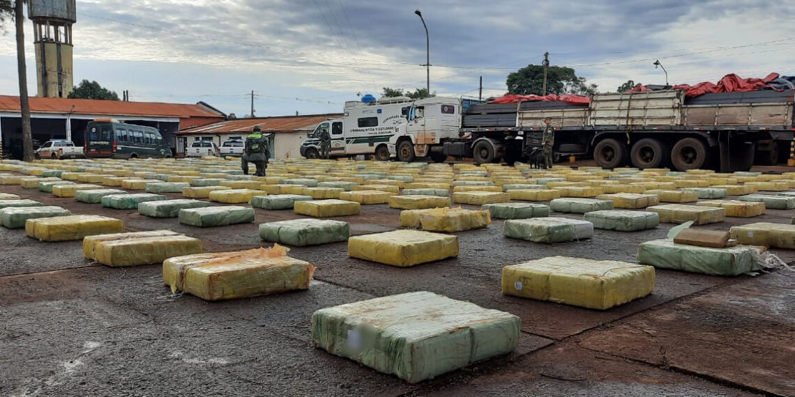 Incautan más de 10 toneladas de marihuana en tres operativos