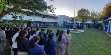Corrientes: acusó a sus alumnos de perderle una herramienta y los obligó a estar cuatro horas parados bajo el sol