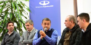 Herrera Ahuad supervisó el avance de obras en el Aeropuerto de Posadas