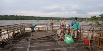 Trabajan en la reapertura del circuito Garganta del Diablo en las Cataratas