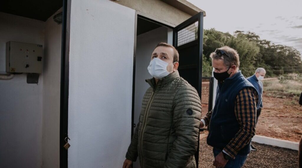 Herrera Ahuad supervisó el avance de obras hídricas que benefician a 800 familias en Azara
