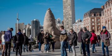 Más de 4,4 millones de personas visitaron destinos turísticos en el fin de semana largo