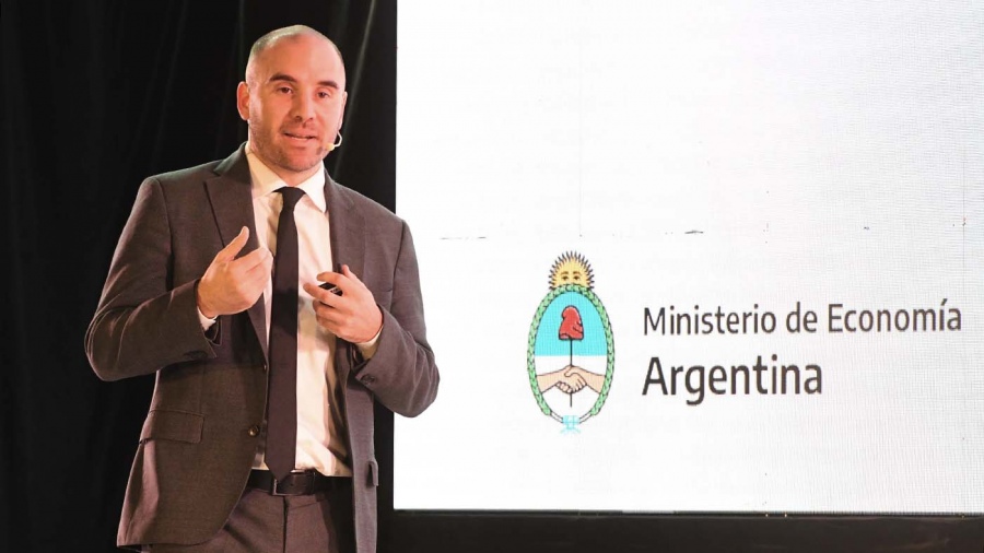 El Gobierno lanzó una batería de medidas para dar mayor consistencia al programa económico