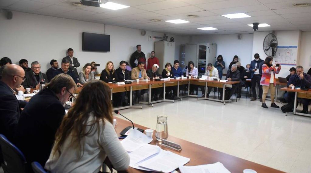 Acuerdo en Diputados para declarar el estado de emergencia en el transporte del interior del país