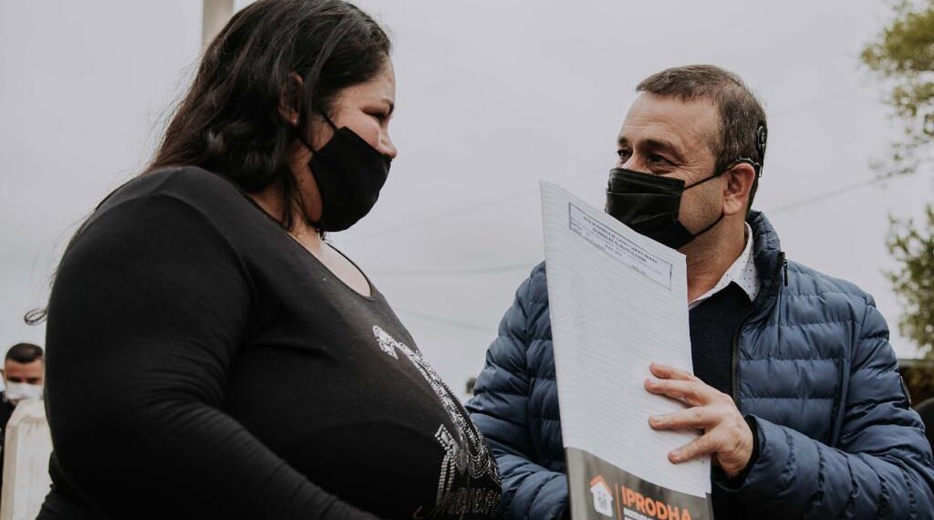 Entregaron nuevas viviendas en el barrio Itaembé Guazú de Posadas