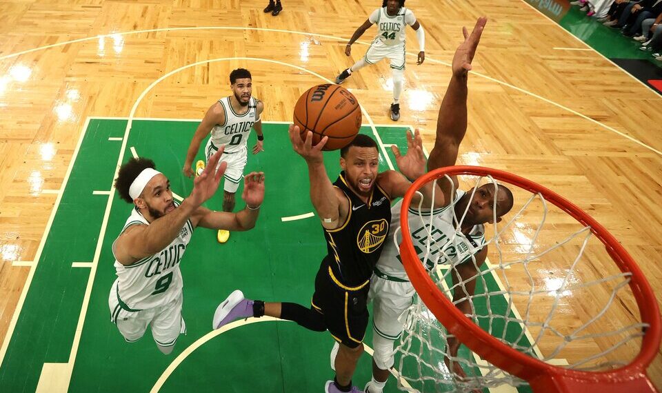 NBA: Curry intratable con 43 puntos en la victoria de Golden State ante Boston