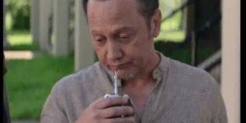 El actor Rob Schneider se confesó fan del mate y lo demuestra en su última película