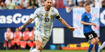 Con cinco goles de Messi, Argentina le ganó a Estonia en España