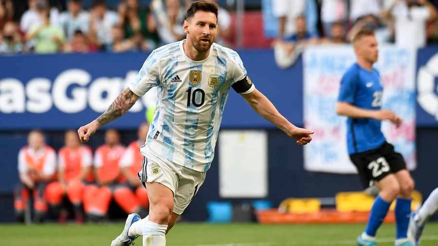 Con cinco goles de Messi, Argentina le ganó a Estonia en España
