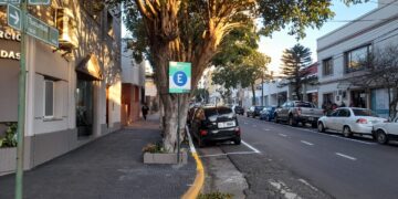 El Sistema de Estacionamiento Medido se extendió por calle Tucumán de Posadas